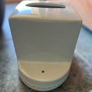 Nora Fleming, retired stoneware square tissue box cover